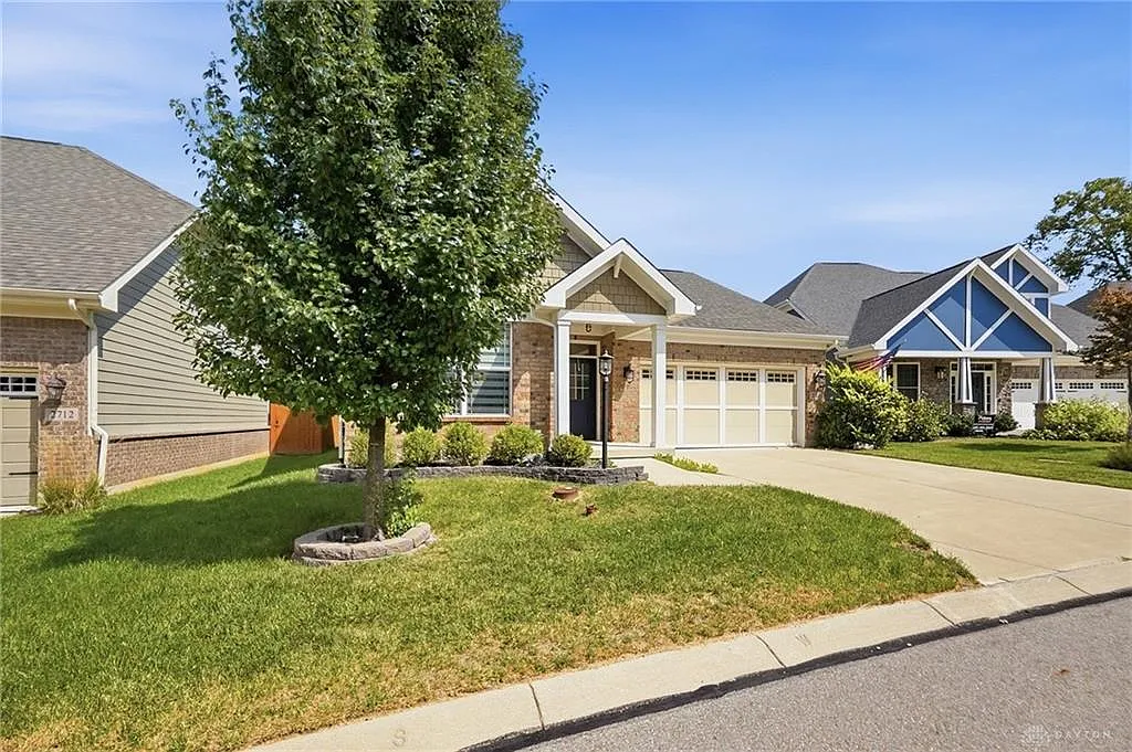 3 bed, 2.0 bath, 1523 sqft, $2,500 — Photo 2