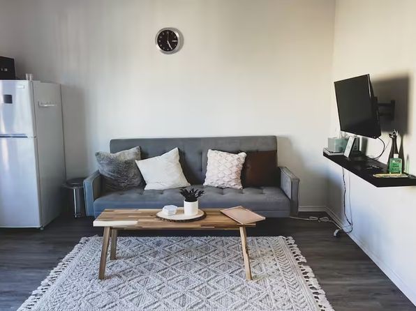 802 Hayes St APT 6