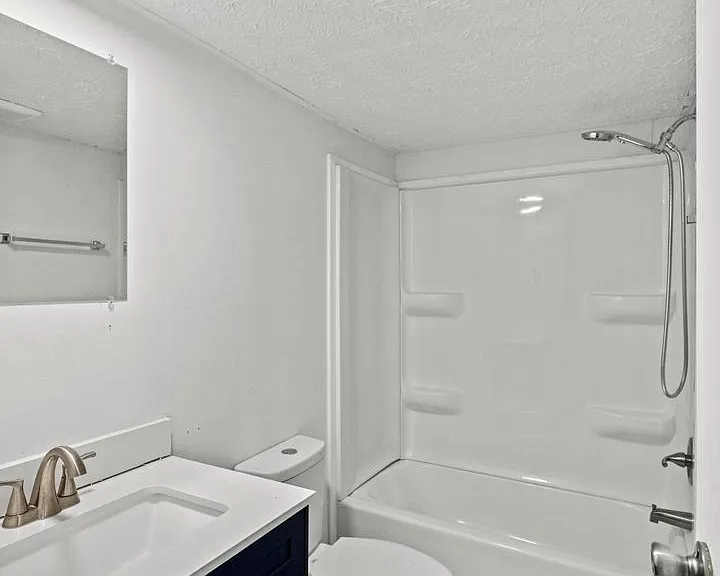 185 Justice Rd #4 — Photo 19