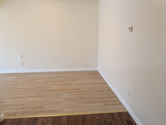 2nd image of 276 16th East St