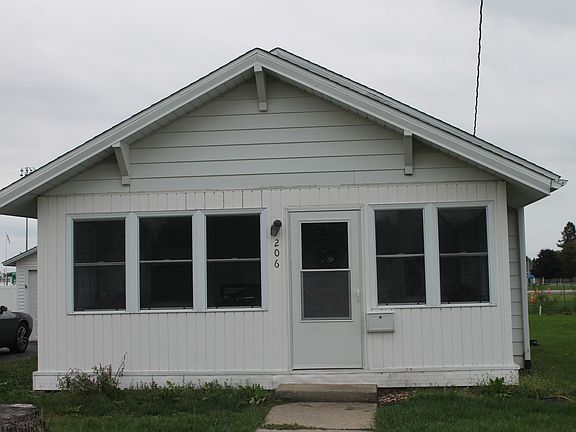 2nd image of 206 S Spring St