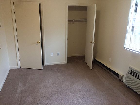 5th image of 365 Gibson Ln APT 6