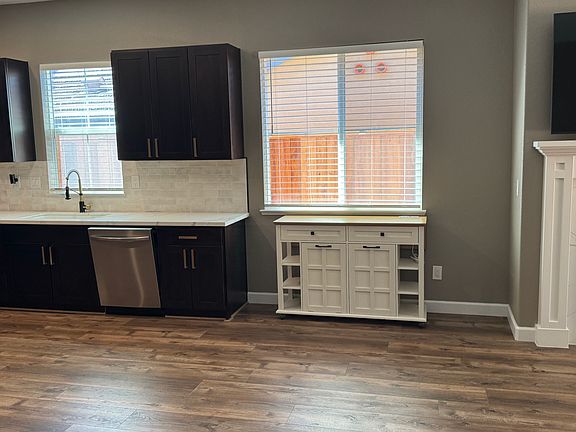 4th image of 3267 Inwood Pl
