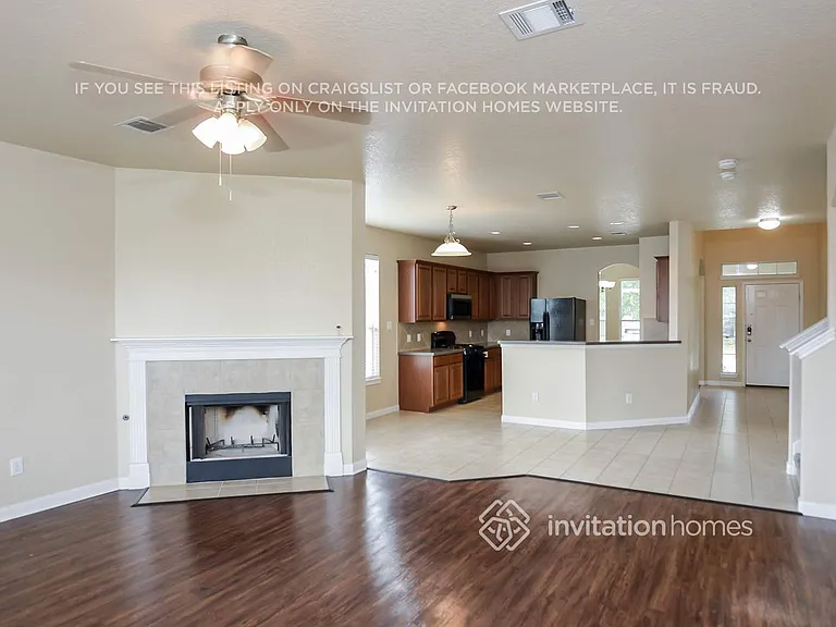 8410 Western Way — Photo 2