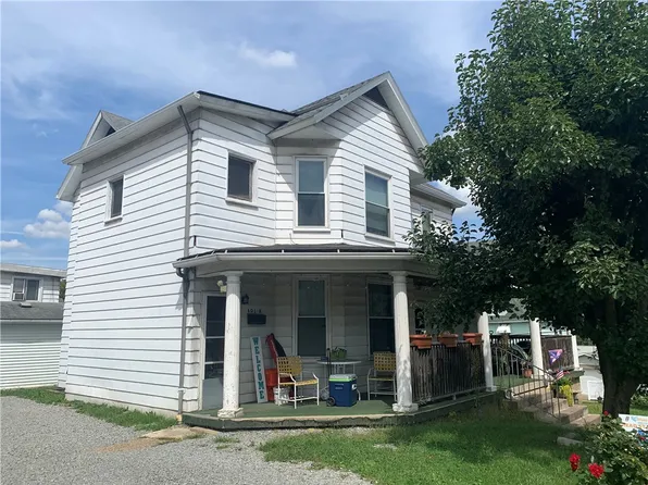 601 4th St N, Charleroi, PA 15022