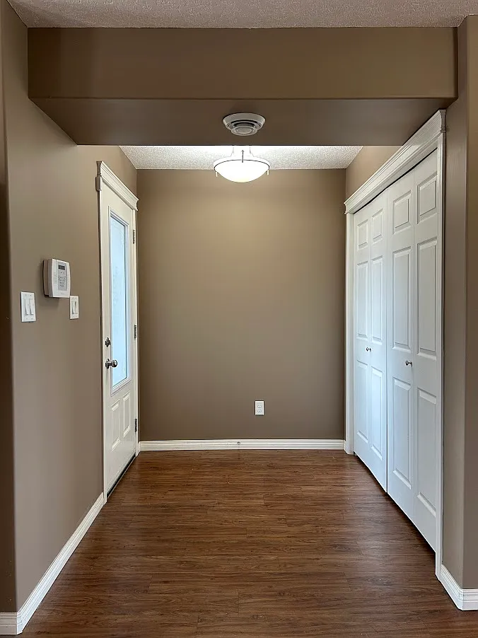 324 - 125 Willis Crescent, Saskatoon Condo | 2 Bedrooms | 2 Bathrooms — Photo 3