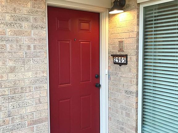 2nd image of 2905-2907 Greenhills Dr