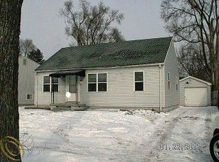 653 E Forteen Mile Rd, Clawson, MI 48017