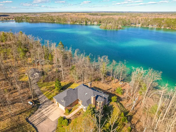 2444 SW Opal Lake Rd, Gaylord, MI 49735