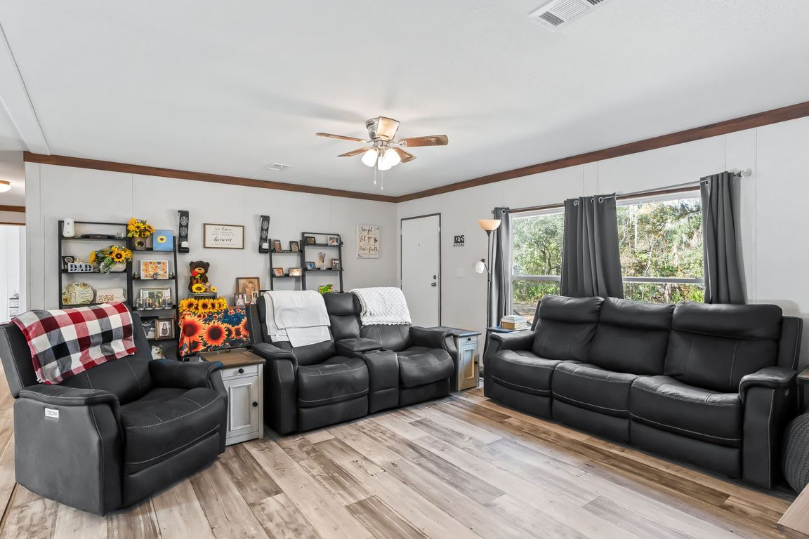 next background image