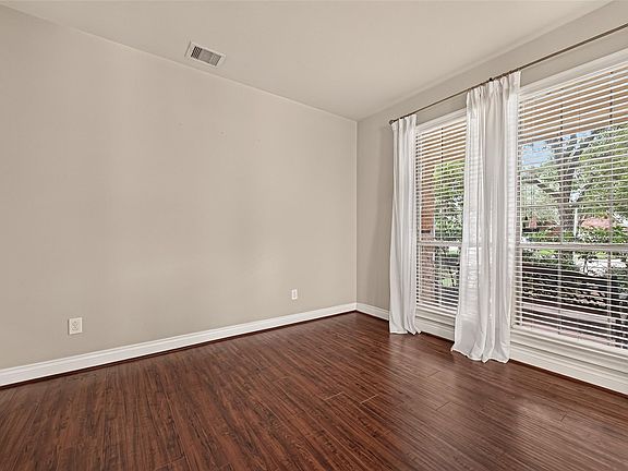 5th image of 26643 Becker Pines Ln