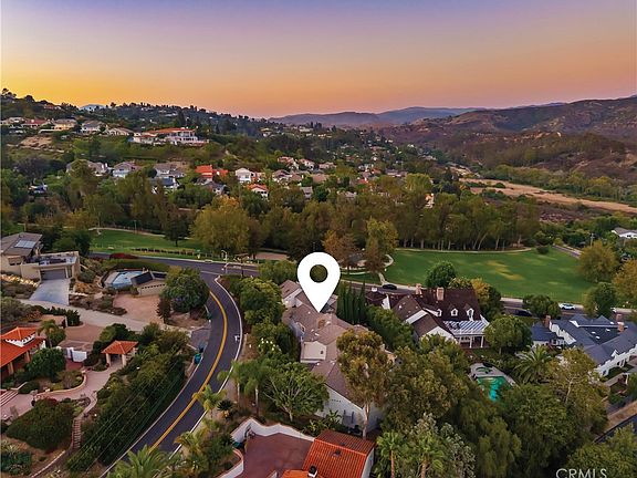 4th image of 1881 Lemon Heights Dr