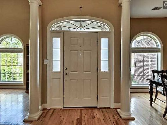 2nd image of 327 Aiken Hunt Cir
