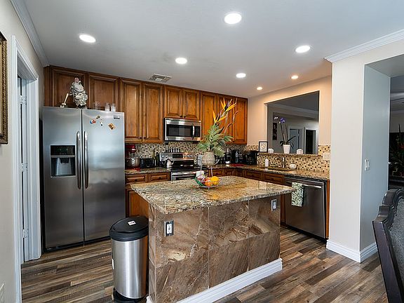 5th image of 13600 W Canyon Creek Dr