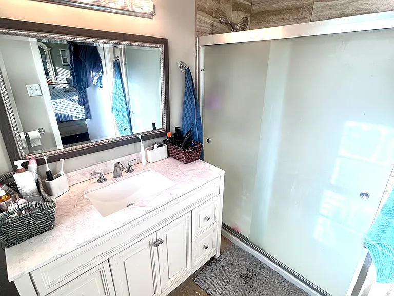 Full master bath