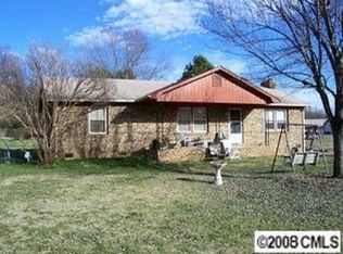 4924 Greenwood Dr, Gastonia, NC 28052