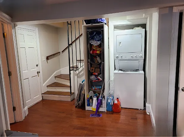 717 Parker St #1R — Photo 6