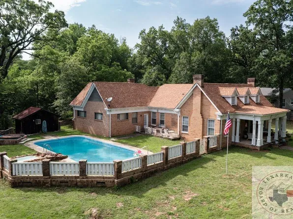 803 N Louise St, Atlanta, TX 75551