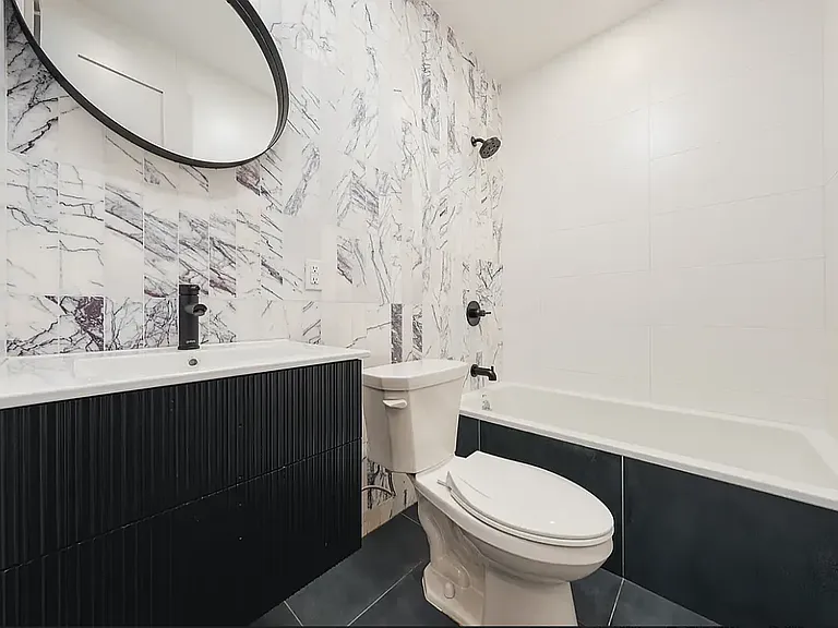 80 Monroe St #6 — Photo 8