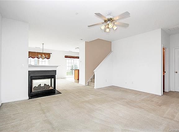 3rd image of 8514 Carolina Lily Ln