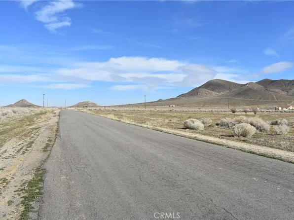 9100 Hamilton Rd #6, Rosamond, CA 93560