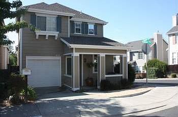 2nd image of 109 McNear Cir