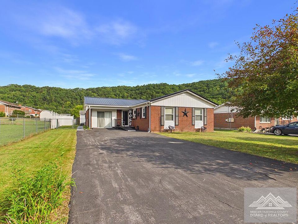 1st image of 403 Ridgeway Dr