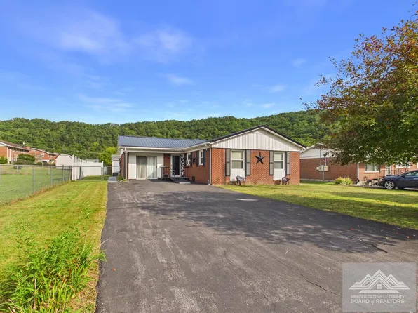403 Ridgeway Dr, Bluefield, VA 24605