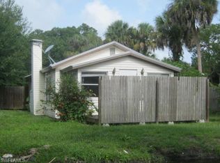 1525 Wood Rd, North Fort Myers, FL 33903