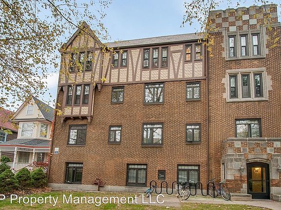 3rd image of 5532 S Kenwood Ave APT 103