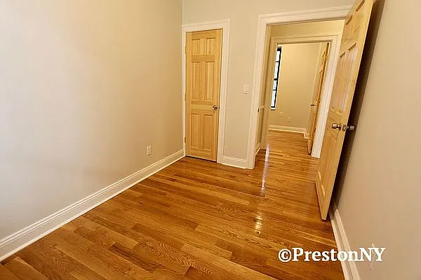 Rented by J PRESTON AND ASSOCIATES INC | media 24