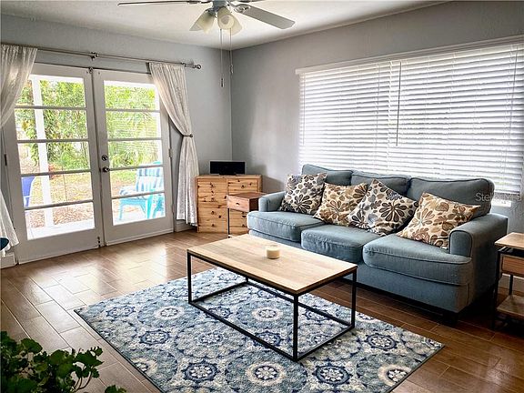 3rd image of 204 Tyree Ln