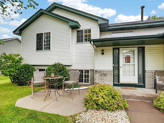 2nd image of 2761 88th Ln NE