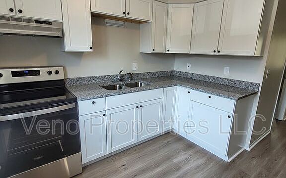 2nd image of 40 McIntyre St Unit A6