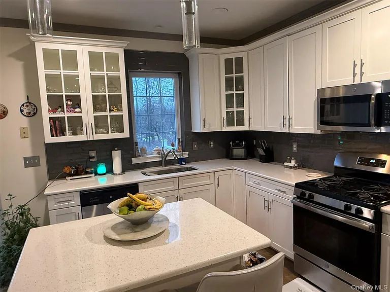 30 Copper Rock Rd — Photo 8