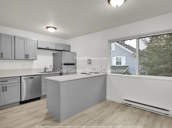 714 9th St, Oregon City, OR 97045