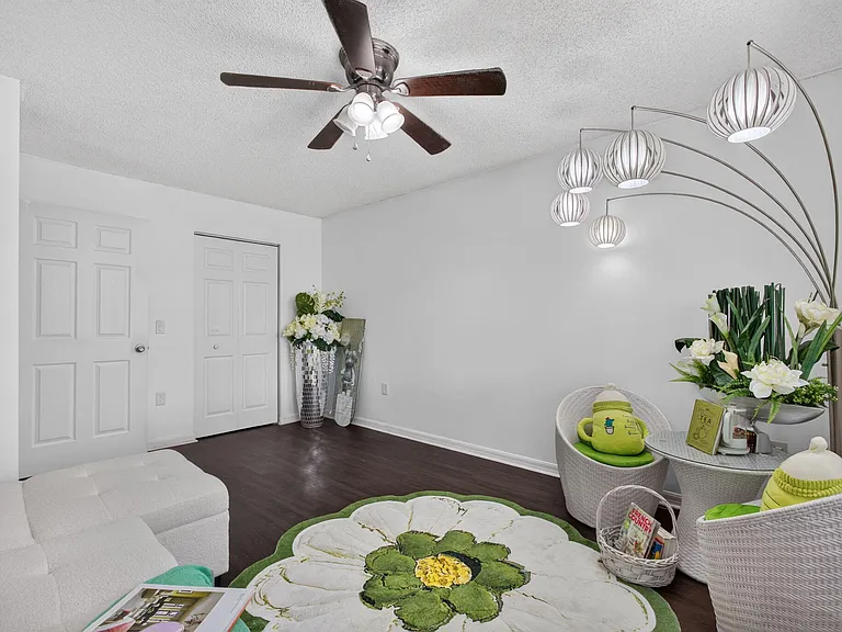 4151 N Haverhill Rd #1504 — Photo 17