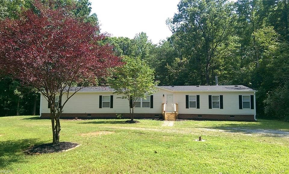1st image of 194 Hamlet Hills Dr