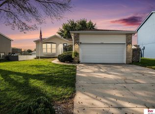 7909 Bartlett St, Omaha, NE 68122