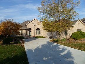 1st image of 11840 Coquille Dr