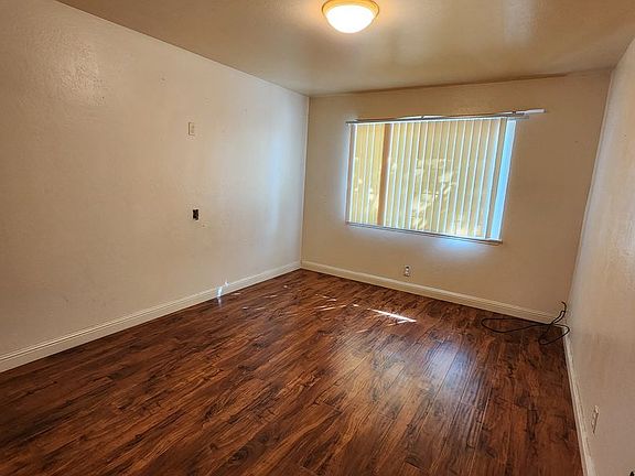3rd image of 30 N 13th St APT 9