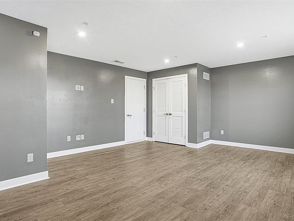 3rd image of 1028 Adair Ave