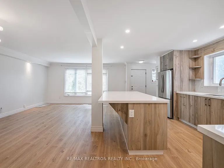110 Gorman Park Rd — Photo 29