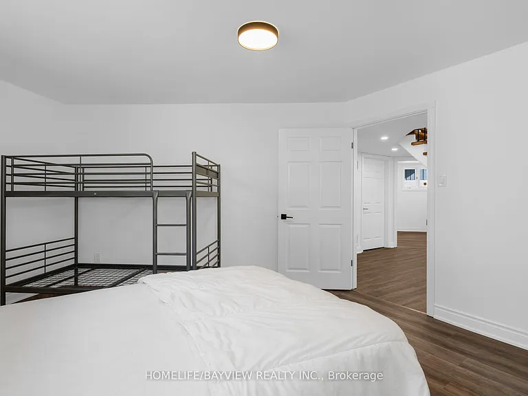 23 Country Club Ln — Photo 31