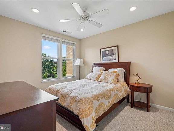 5th image of 12000 Market St APT 286