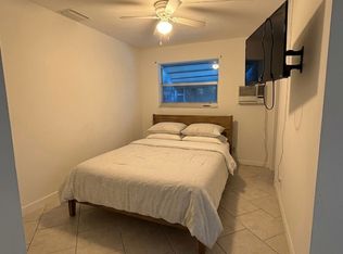 49 SW 11th St APT 2, Dania, FL 33004