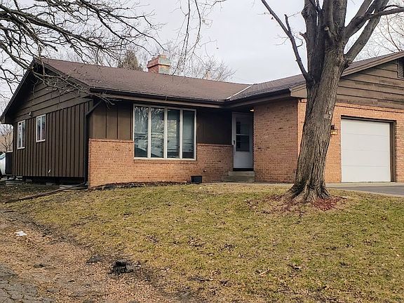 2nd image of 3143 Stinson Blvd