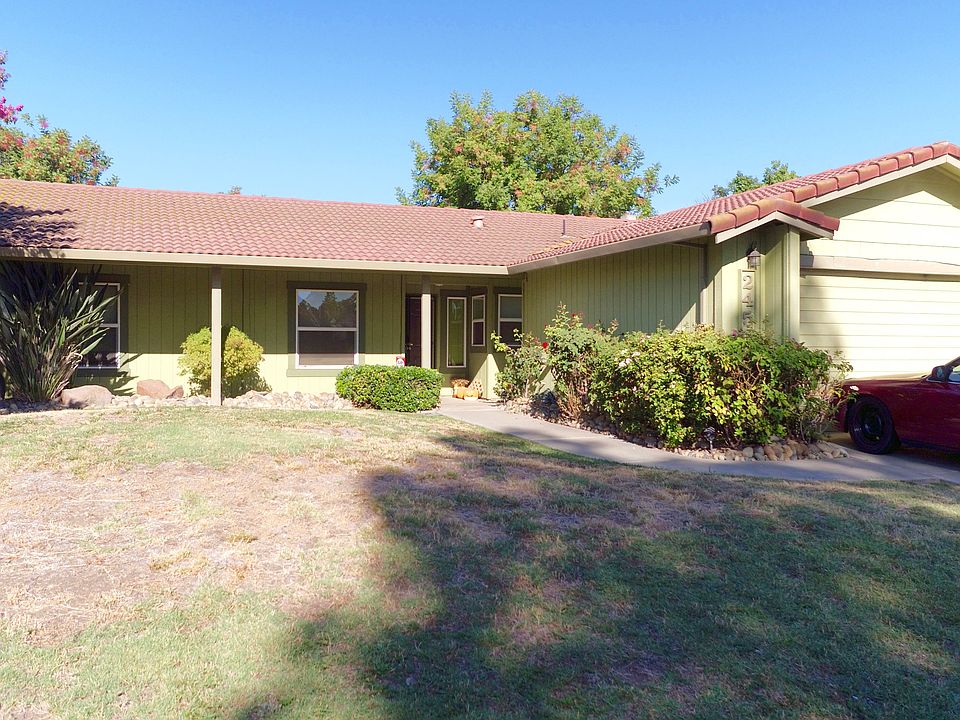 1st image of 2450 Golden Bear Cir