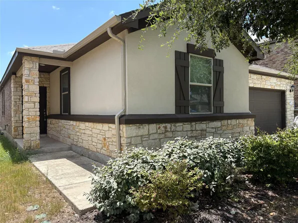 147 Mary Max Cir, San Marcos, TX 78666