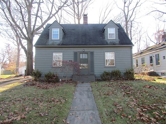 2nd image of 1327 Collegewood St